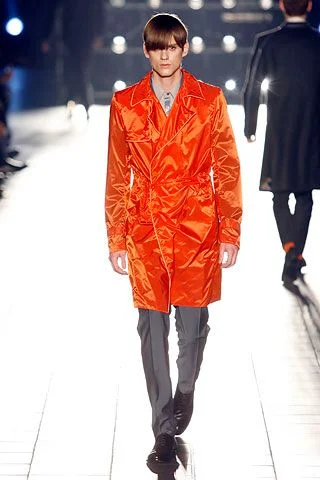 Look 16